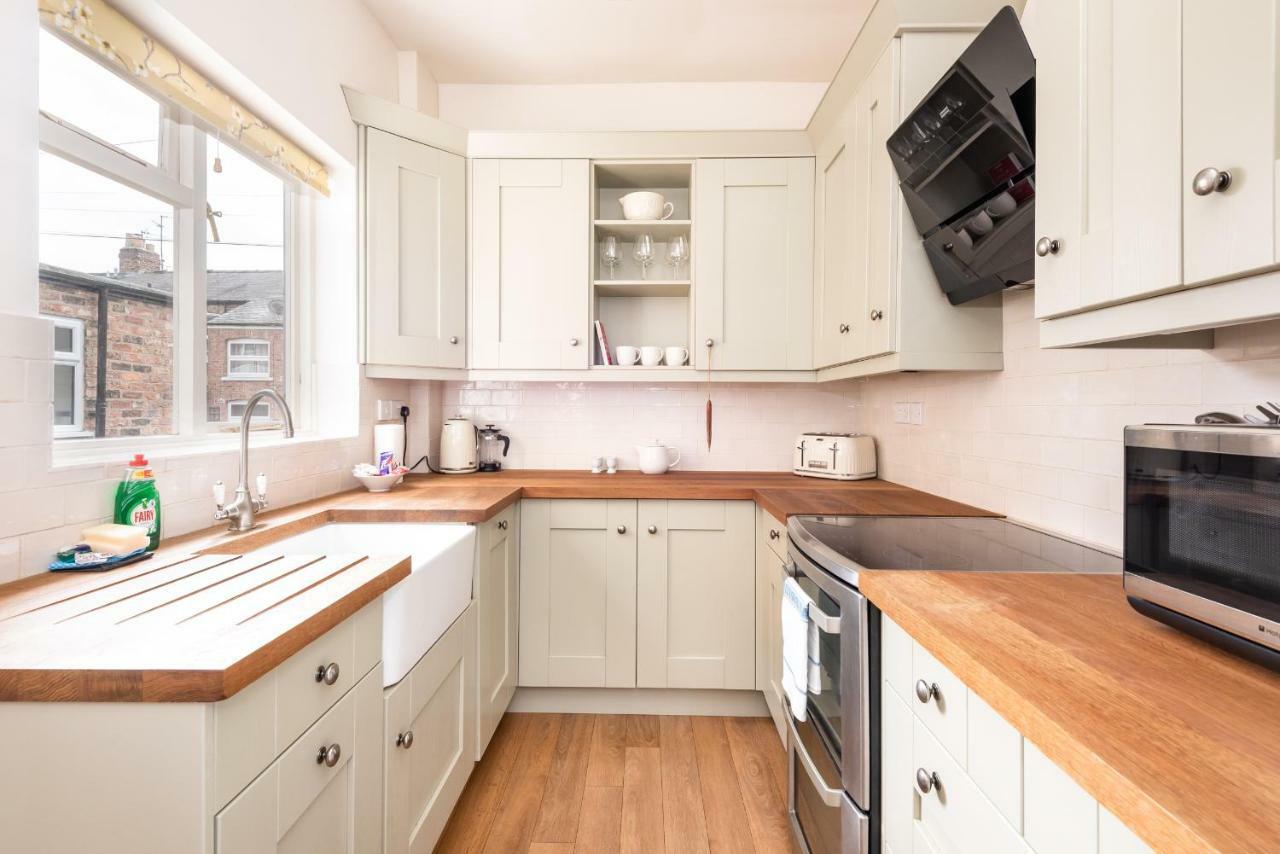 Charming Base For 5 Near Bishy Rd Pass The Keys Apartment York Luaran gambar