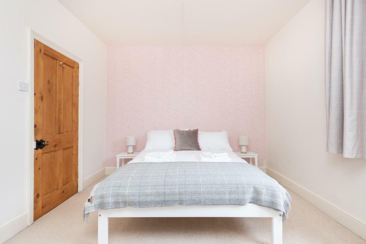 Charming Base For 5 Near Bishy Rd Pass The Keys Apartment York Luaran gambar